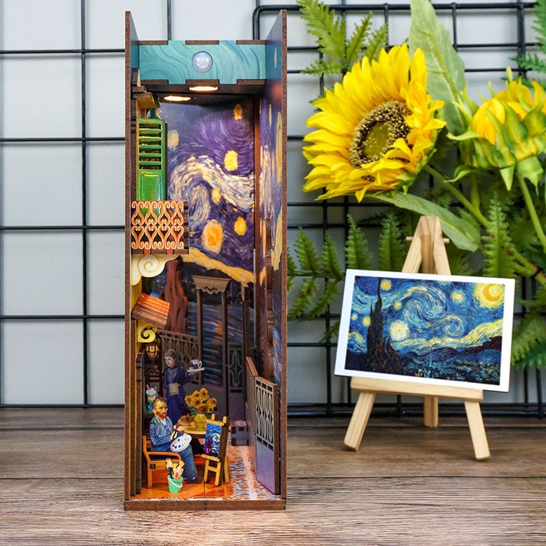 Vincent Van Gogh Inspired Book Nook - Book Shelf Insert - Bookcase with Light Model Building Kit 