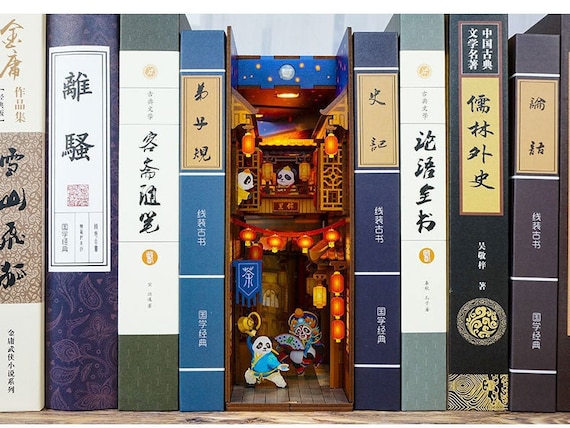 Kungfu Panda Book Nook - Book Shelf Insert - Bookcase With Light