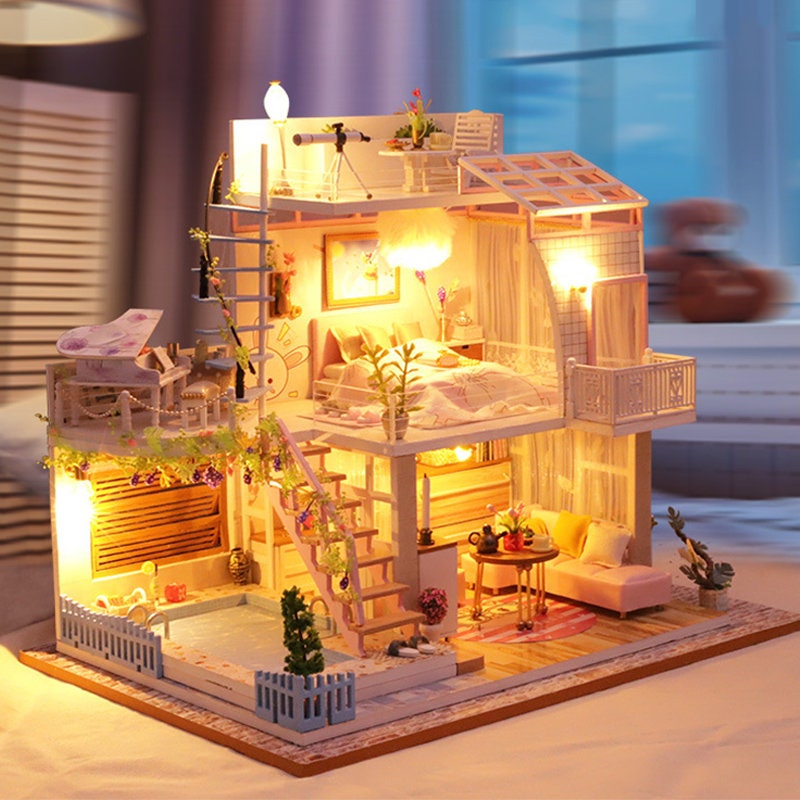 CUTE STONE Battery Operated String Lights Furnished Dollhouse