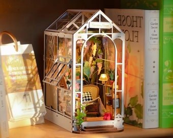 Romantic Garden Book Nook - Book Shelf Insert - Bookcase with Light Model Building Kit