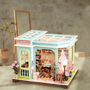 DIY Sewing Shop Holz Miniatur Puppenhaus Bausatz || 1:24 mit leichtem Erwachsenen Craft Geschenk Decor