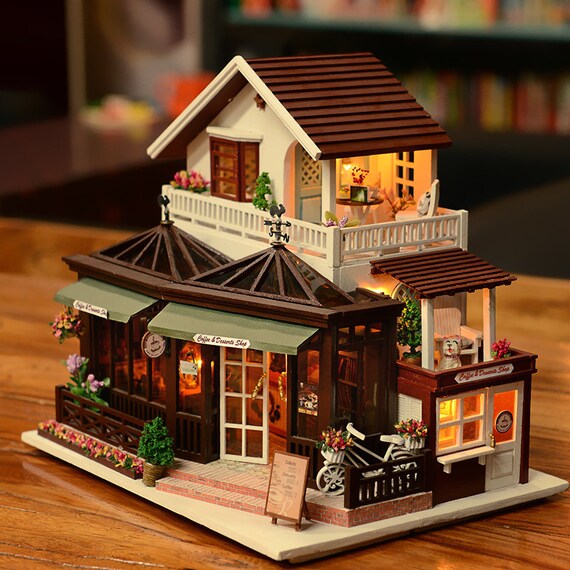 Large doll house kits cheap