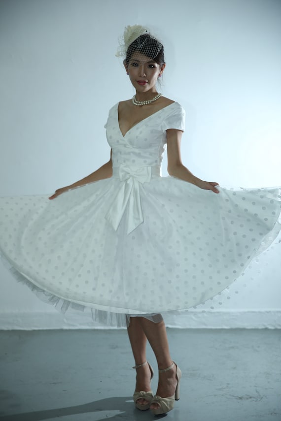 1950s Inspired SIZE0-2 Polka Dots Tulle and Lace Retro Wedding Dress/tea Length Wedding Dress_ready TO SHIP - Etsy 1950s Inspired SIZE0-2 Polka Dots Tulle and Lace Retro Wedding Dress/tea Length Wedding Dress_ready TO SHIP - Etsy