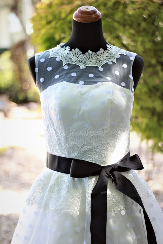 Ameri Vintage TULLE DOCKING DRESS ベージュ M Ameri（アメリ）の「TULLE DOCKING DRESS（ワンピース）」 - WEAR