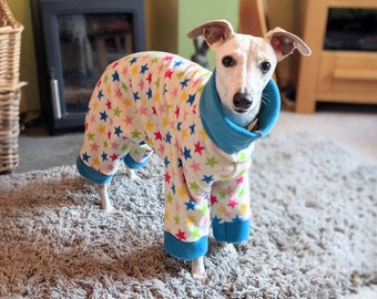 Hellblauer und weißer Stern Whippet Onesie/Pyjama auf Bestellung