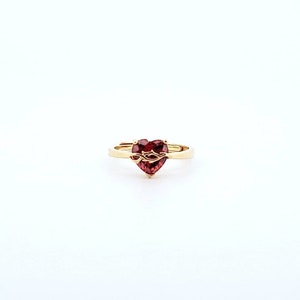 Sacred heart ring| small heart stone
