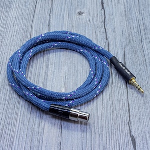 Wireless PTT Pendant with 3.5mm Female Connector and Power Cord