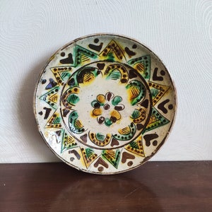 Hutsul pottery rare ceramic plate / Unique Kosiv ceramic wall decor / Wall plate with flowers / Authors ceramic plate /  Voloshchuk Stefa