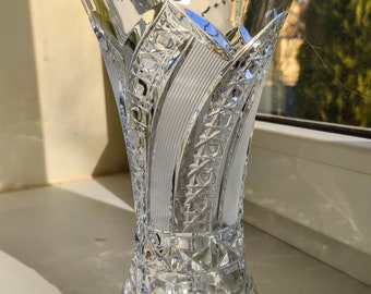 ブランドVITRONハンドカットのクリスタルフラワーガラスフラワーベース ハンドカットクリスタル花瓶：ヴィンテージボヘミアンガラスフラワー