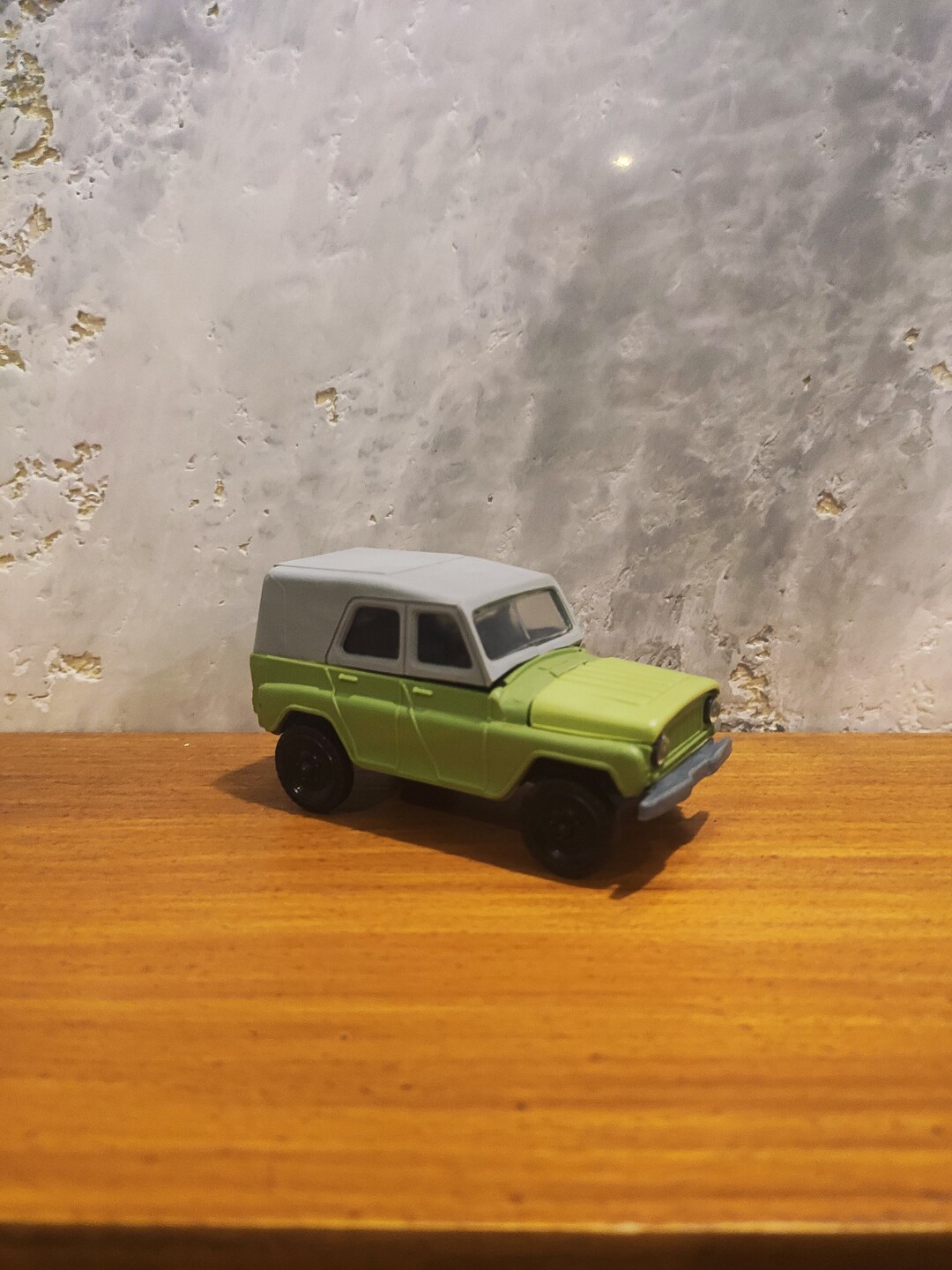 Miniature USSR Plastique SB 1/43 – UAZ 469 Verte – Très Bon état, Sans Boîte