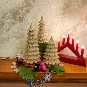 Arbre forestier en bois fait main / Décoration d'étagère de montagne / Sapin de Noël peu encombrant / Arbre de montagne / Couronne de Noël Dîner cadeau de mariage