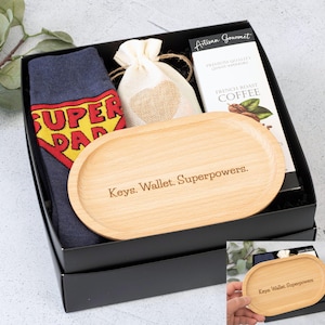 Coffret cadeau super papa pour la fête des pères | Chaussettes, friandises et plus | Cadeau attentionné pour lui
