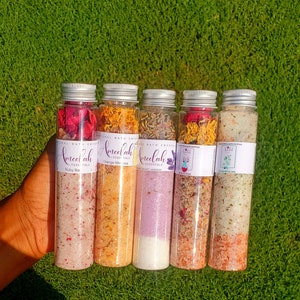 4-ounce Test Tube Bath Salt | 5 Fragranced bath Salts | Large Test Tubes | Bath Salt Sampler