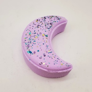 Crescent Moon Shower Steamers | Large Shower Steamers