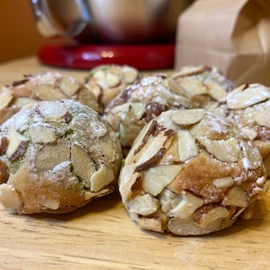 Almond pistachio cherry Cookies 6 pieces image 3