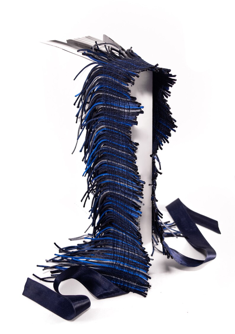 Handmade Navy Blue Corset Belt, designed for comfort and style. Perfect for plus size, this high-waist obi belt features a unique fringe texture. Ideal for boho fashion lovers, it’s a versatile waist cincher and a thoughtful gift for women.