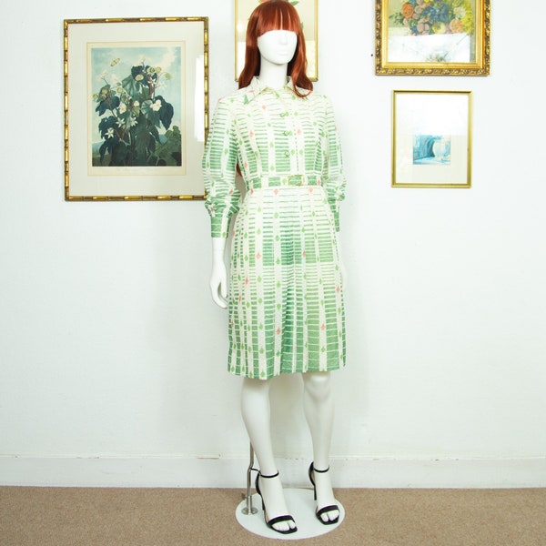 Robe fleurie en dentelle vert crème vintage des années 1970, jupe plissée à col, boutons et manches longues, taille M UK 12
