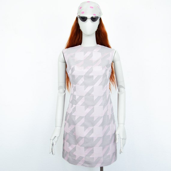Vintage 60s Pastel Pink Grey Mini Apron Dress Geo… - image 2