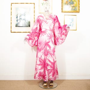 Vintage 1970s Pink Palm Leaf Maxi Dress Pleated Angel Sleeves Psychedelic Resort Glam Size M UK 14