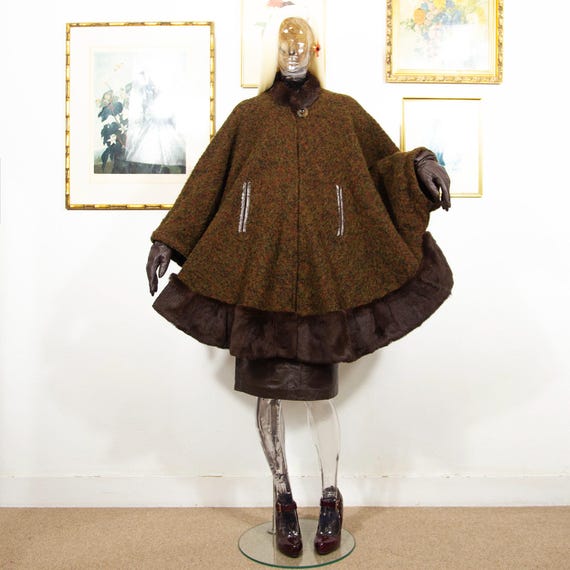 Vintage 1960s Tweed Wool Cape – Faux Fur Trim, One Size - Etsy