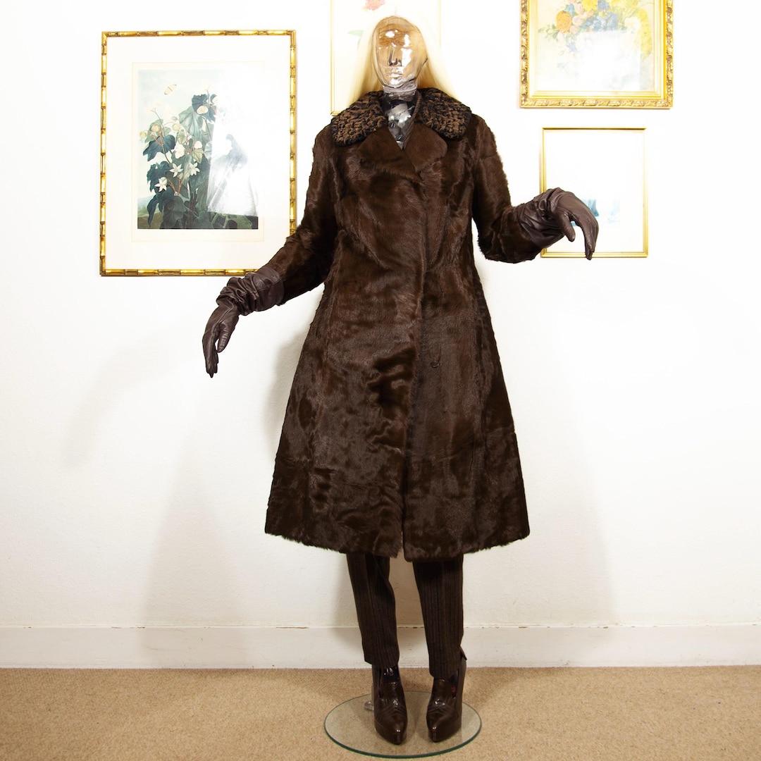 【新品未使用】yilon FUR COLLAR CLASSICAL COAT 1960s Pony Hair Coat – Chocolate Brown Astrakhan Collar, UK 12 M