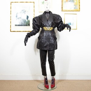 Veste en cuir véritable noir vintage des années 1980 à imprimé léopard, épaules structurées, taille M
