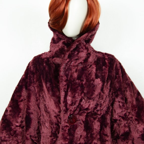 Vintage 60s Dark Pink Red Faux Fur Kimono Coat Bi… - image 4