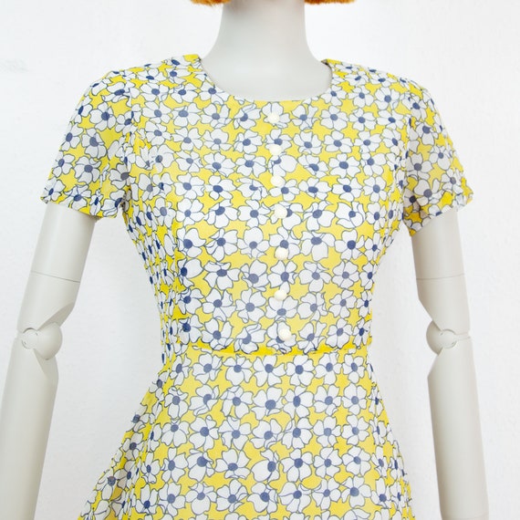 Vintage 70s White Yellow Blue Floral Mini Dress S… - image 4