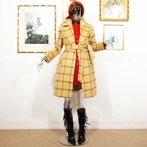Vintage 1970s Beige Check Wool Belted Overcoat With Pointed Collar Size S