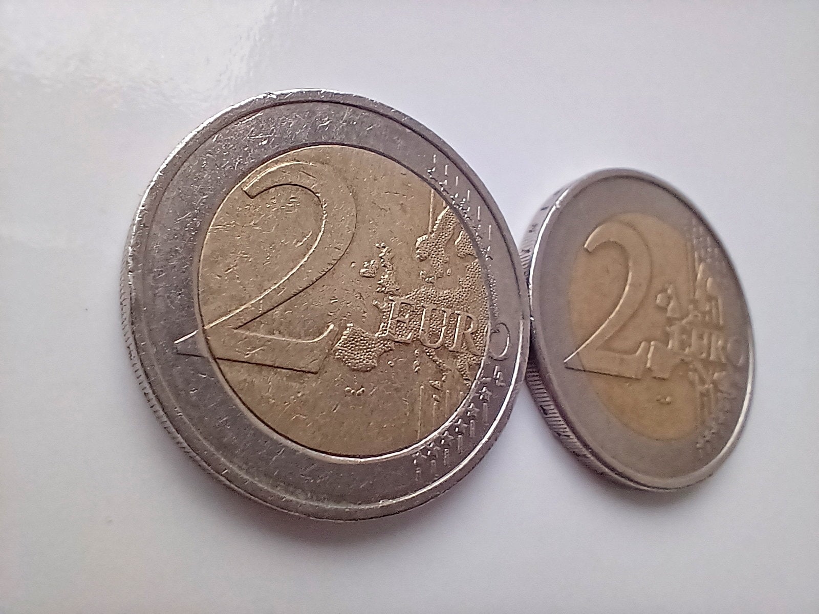 2011年 2ユーロ硬貨 ハープデザイン 2ユーロ 2011年ドイツ 希少コイン（異なる造幣局のエラーあり