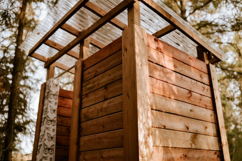 Cedar 4 x 6 Off-Grid Outdoor Shower House Building Guide image 5