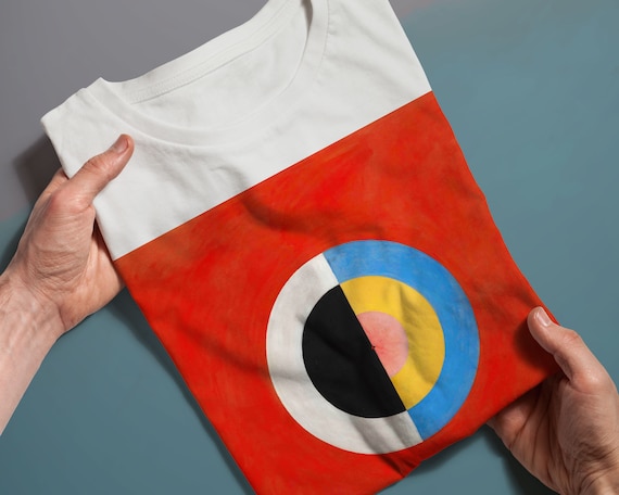 白鳥 No. 17、ヒルマ・アフ・クリントの絵画、ユニセックスTシャツ