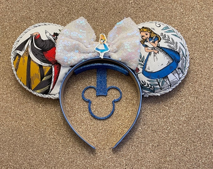 Mickey Ear Wall Displays 5 and 10 packs - Glittered colors available