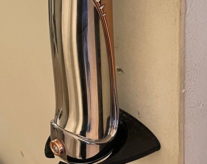 Lightsaber wall mount Vertical mount