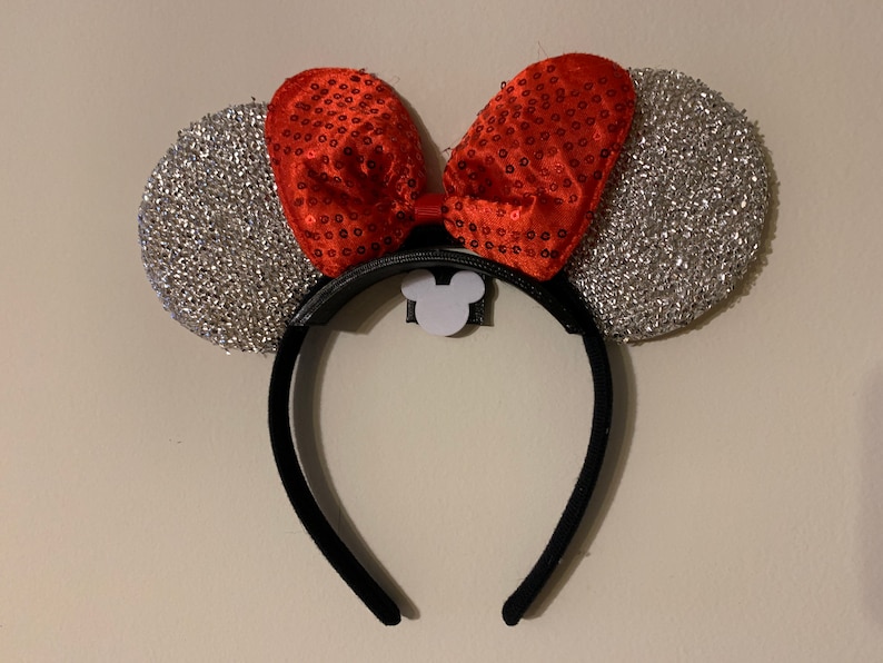 Black with white mickey ear holder