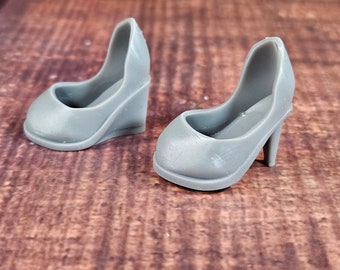 2 pair of Rounded Toe 3D Printed G3 Doll Shoes