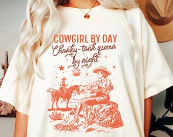 Cowgirl bei Tag, Honky-Tonk-Queen bei Nacht - originales T-Shirt Design, digitaler Download, Sublimation PNG