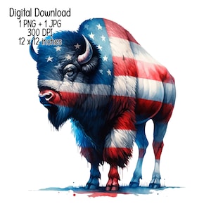 Può includere: Un dipinto ad acquerello di un bisonte con la bandiera americana dipinta sulla sua pelliccia. Il bisonte è in piedi su uno sfondo bianco con schizzi di vernice rosso, bianco e blu.