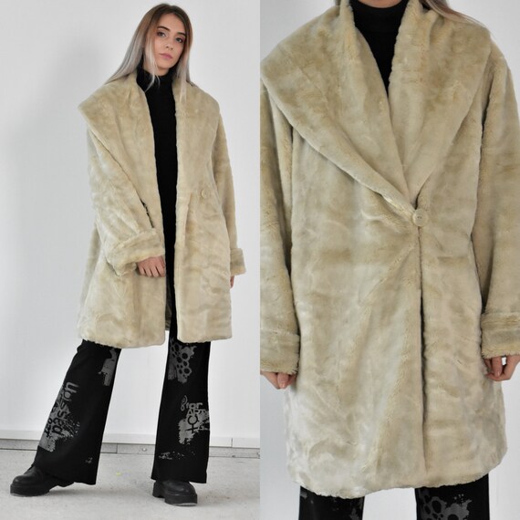 Vintage 90s Beige Faux Fur Coat