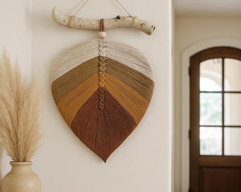 Handcrafted Macrame Leaf Wall Hanging: Autumn Bohemian Decor
