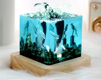 Humpback Whale & Diver Epoxy Resin Night Light,Handmade Ocean Lamp Gift for He, Sea Diver Birthday Light, Christmas Gift, Personalized Gifts