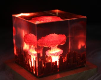 Atomic Bomb Explosion Night Light,Mushroom Cloud Epoxy Resin Night Light,Handmade Resin Night Lamp, Halloween Home Decor,Gifts for Him