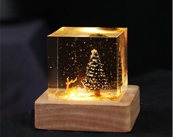 Christmas Tree Deer Epoxy Resin Night Light,Handmade Christmas Table Lamp, Christmas Night Lights, Christmas Home Decoration,Christmas Gifts