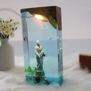 Lampada da notte di Gesù, luce in resina natalizia, regalo di Pasqua, regalo di Natale, regalo di luce notturna di Natale per amico, grande lampada in resina di Gesù per lui