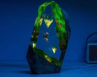The Legend of Zelda Resin Wood Night Light – Game Fan Master Sword Lamp Tabletop Decor