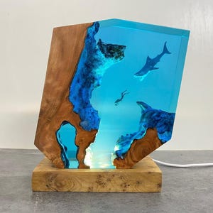 Ocean Shark Resin Night Light,Handmade Diver Shark Night Lamp,Personalized Home Deco,Best Gifts for Him,Christmas Gifts,Halloween Decoration