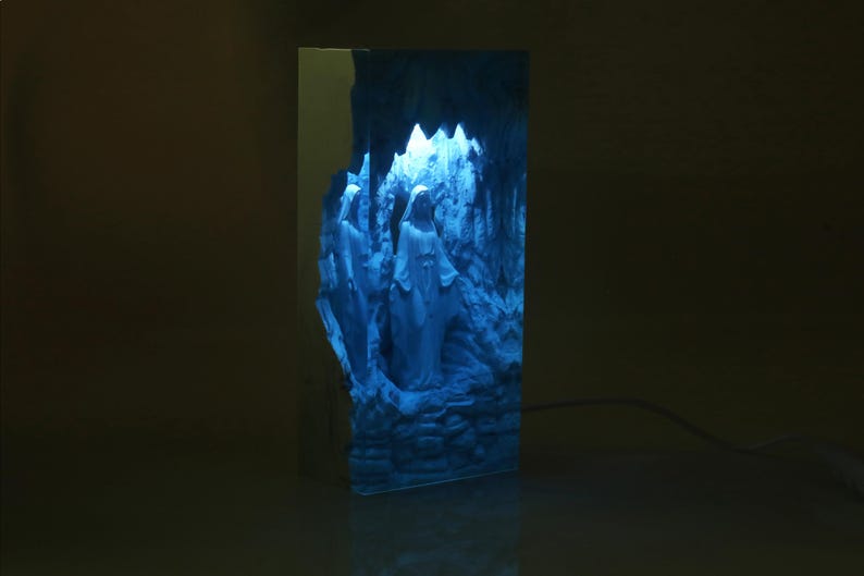 Jesus Night Lamp, Christmas Resin Light, Easter Gift,Christmas Day Gift, Christmas Night Light Gift for Friend,Big Jesus Resin Lamp for Him image 4