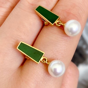 Dainty Jade Pearl 18k gold Earrings image 2