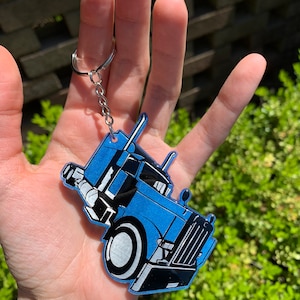 Personalized Semi Truck Keychain; Tractor Trailer Keychain; Truck Driver Keychain; Trucker Keychain; Custom Keychain; Purse Charm; Bag Charm