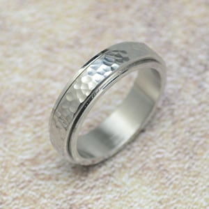 Spinning ring, game ring, 6 mm stainless steel, small sizes, anti-stress ring, moving ring, spinner ring, hammered finish